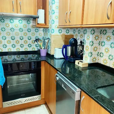 Apartamento Acogedor En La Playa. Urbanización La Felicidad. Marinas