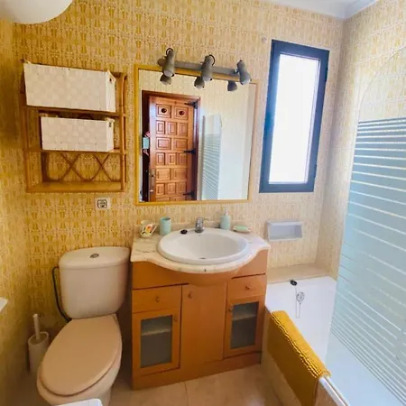 Apartamento Acogedor En La Playa. Urbanización La Felicidad. Marinas Dénia