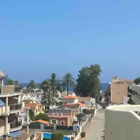 Acogedor En La Playa. Urbanizacion La Felicidad. Marinas דירה דניה